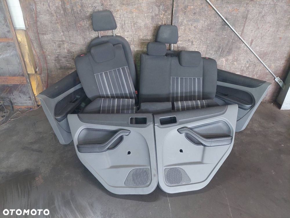 FOTELE KOMPLET LEWY PRAWY KANAPA TYŁ + BOCZKI FORD FOCUS MK2 II LIFT - 1