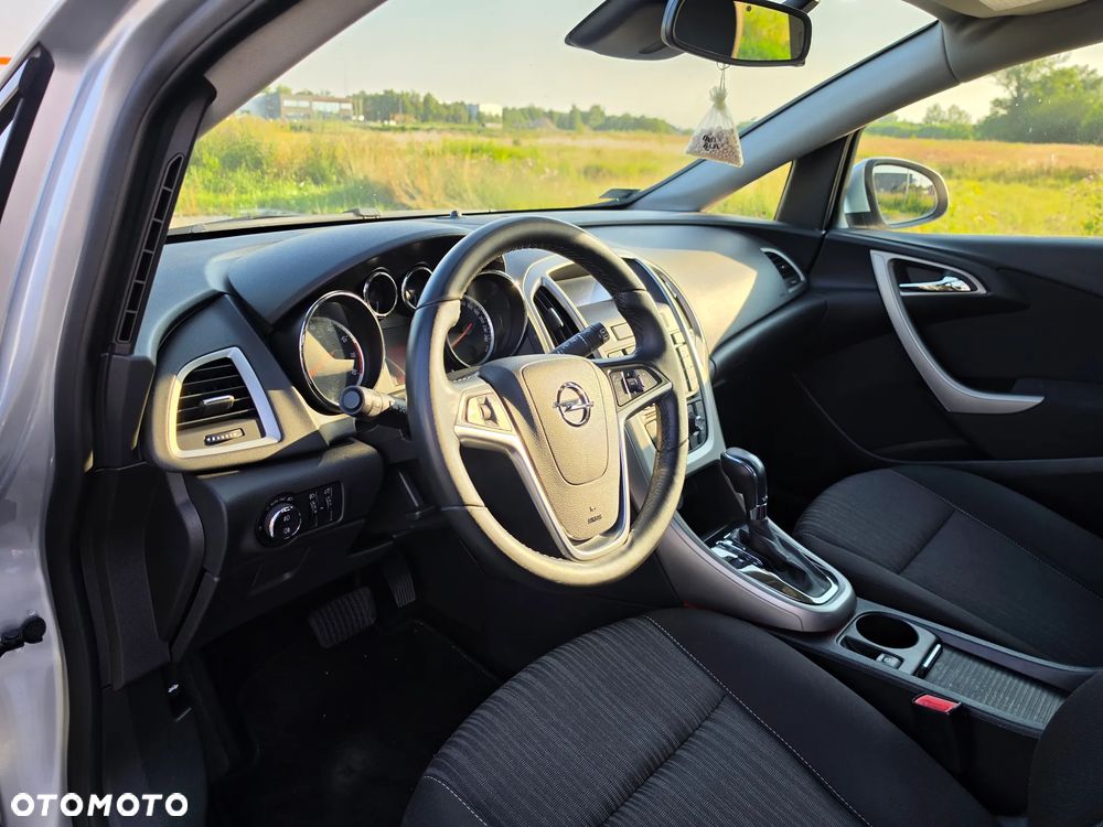 Opel Astra 1.6 Essentia - 17