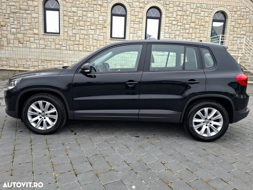 Volkswagen Tiguan 2.0 TDI DPF BlueMotion Technology Exclusive - 5