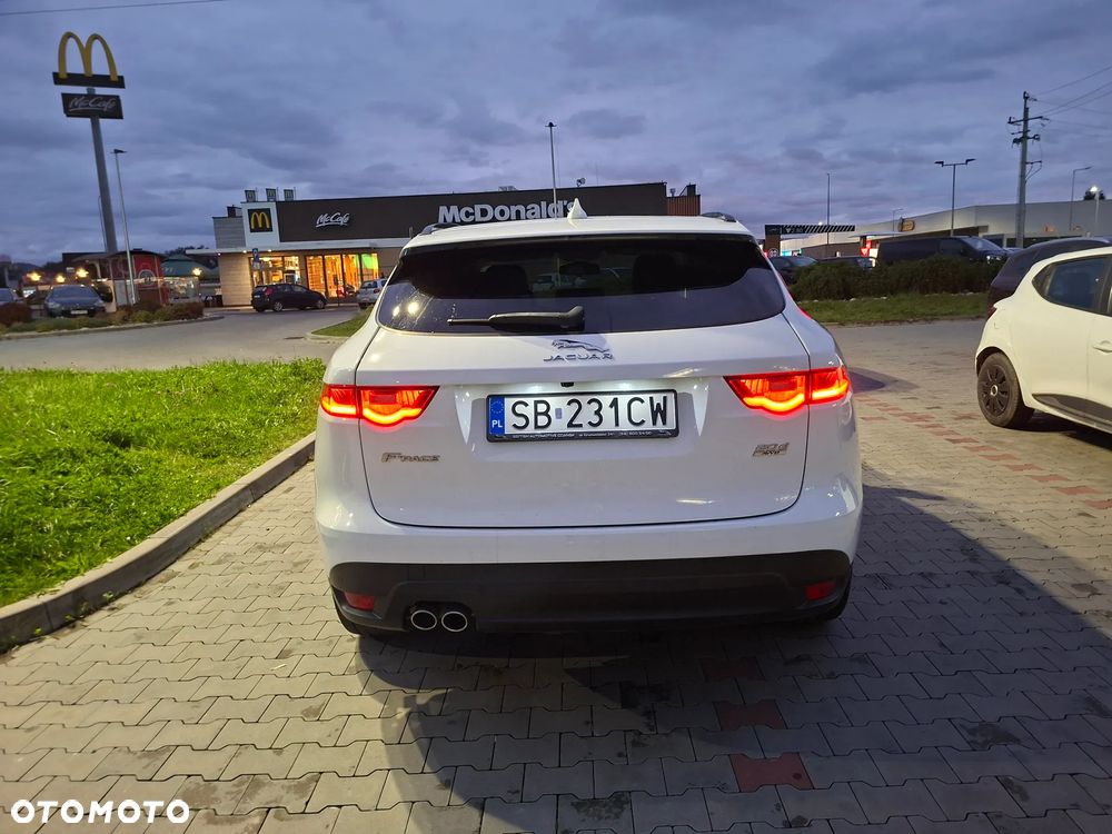 Jaguar F-Pace 2.0 i4D AWD Prestige - 13