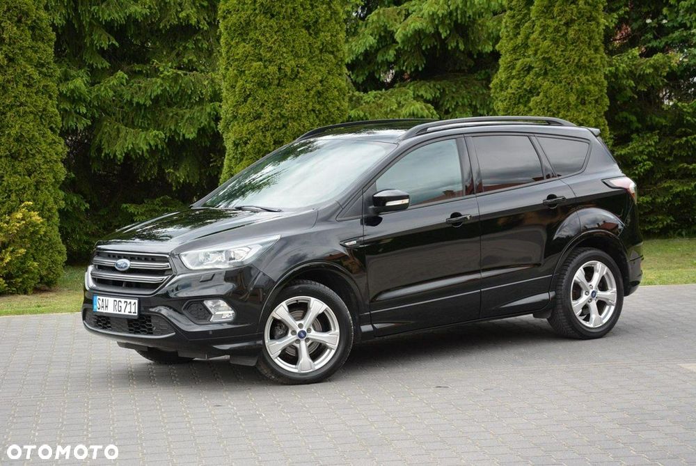 Ford Kuga 1.5 EcoBoost 2x4 ST-Line - 3