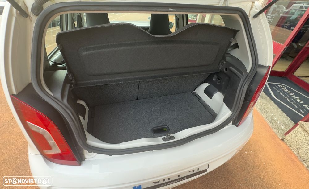 VW Up! 1.0 BlueMotion Move - 11