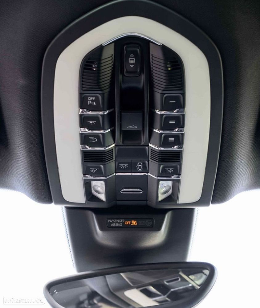 Porsche Macan 2.0T - 19