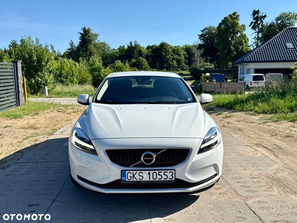 Volvo V40 D2 Geartronic Momentum - 2