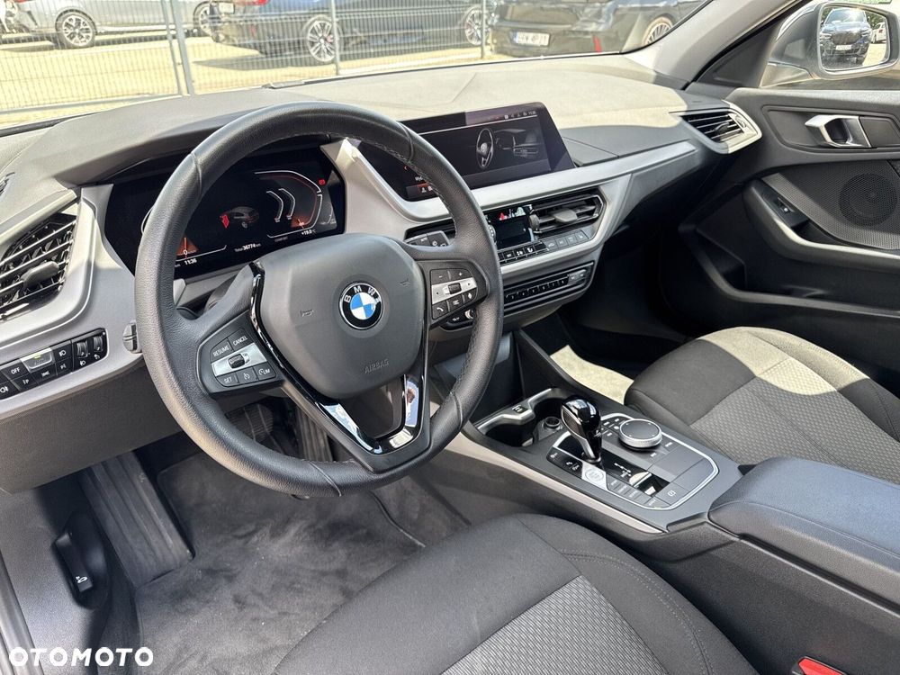 BMW Seria 1 118i Advantage - 11