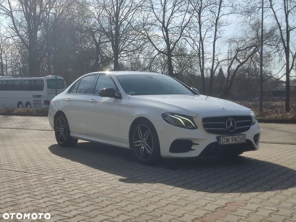 Mercedes-Benz Klasa E 220 d 4-Matic 9G-TRONIC - 7