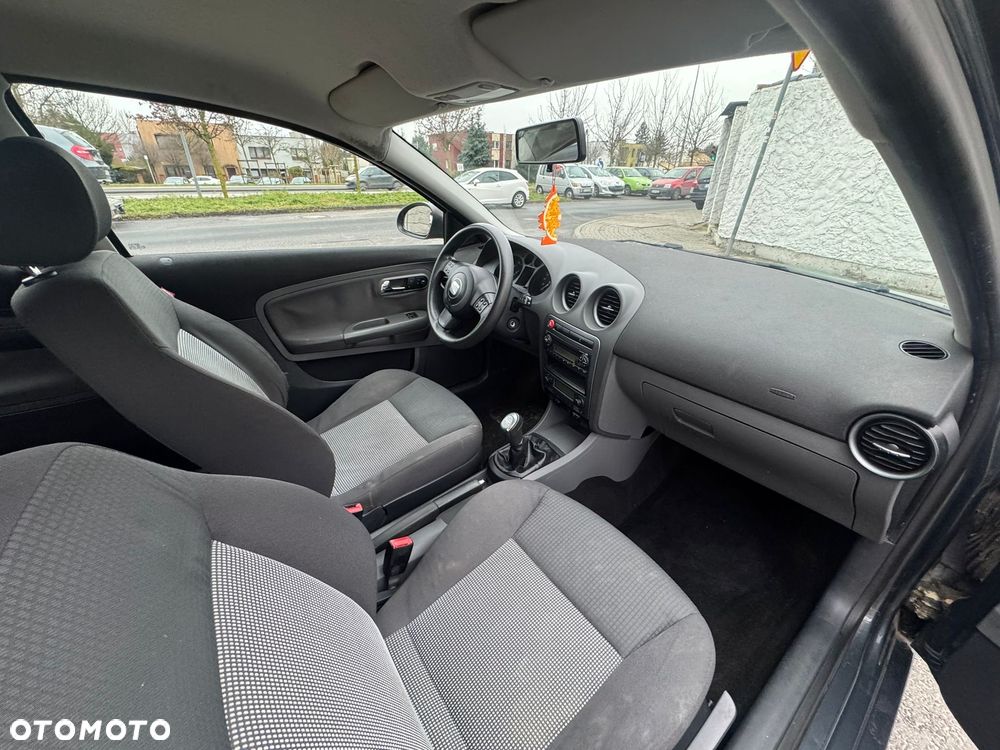 Seat Ibiza 1.4 16V Comfort Edition - 20