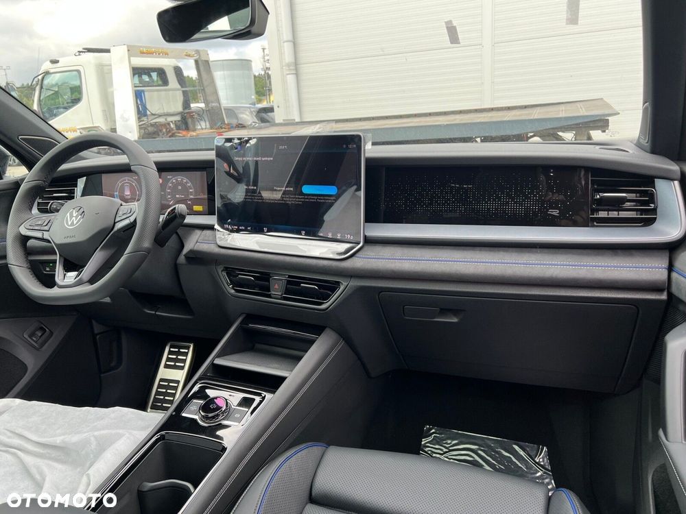 Volkswagen Tayron 2.0 TDI SCR 4Mot R-Line Plus DSG - 9