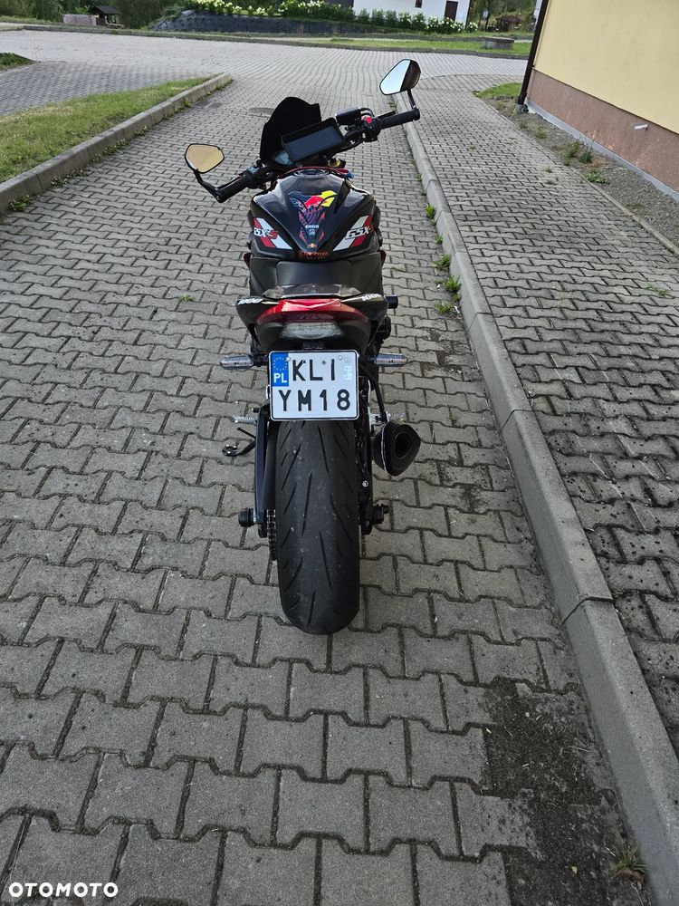 Suzuki GSX 1000 - 14