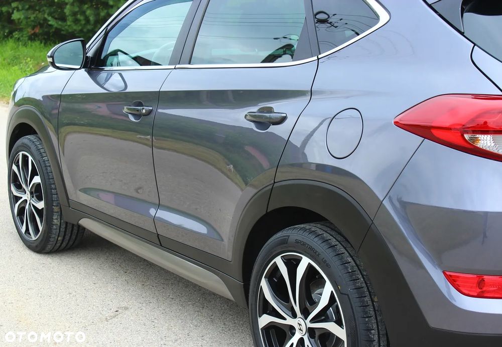 Hyundai Tucson blue 1.7 CRDi 2WD Style - 16