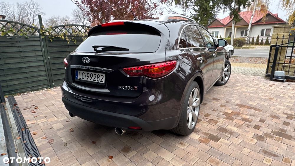 Infiniti FX FX30d S - 3