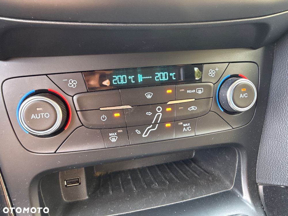 Ford Focus 1.5 TDCi Titanium - 20