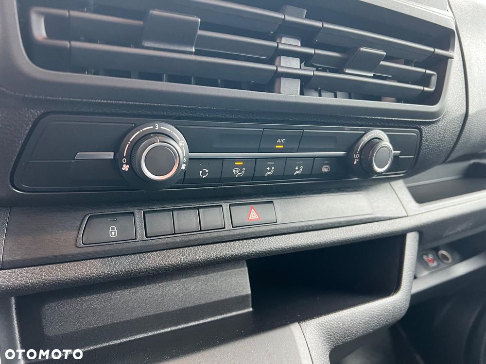 Fiat Scudo brygadowe 6-osobowe L2H1 - 24