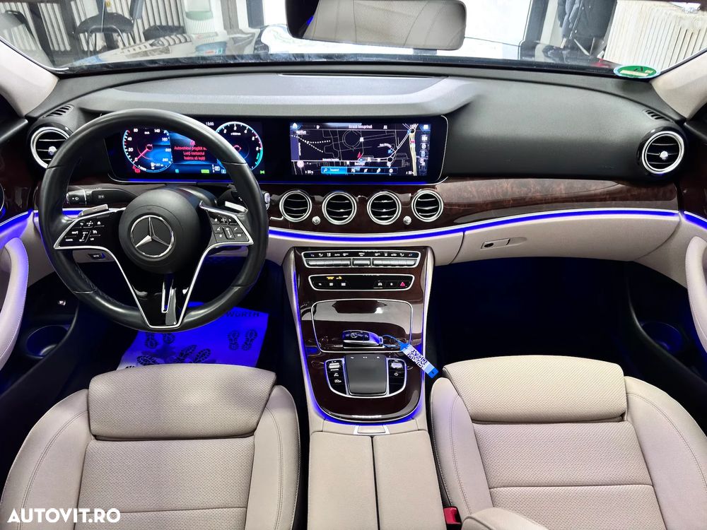 Mercedes-Benz E 300 de 4Matic 9G-TRONIC Avantgarde - 25