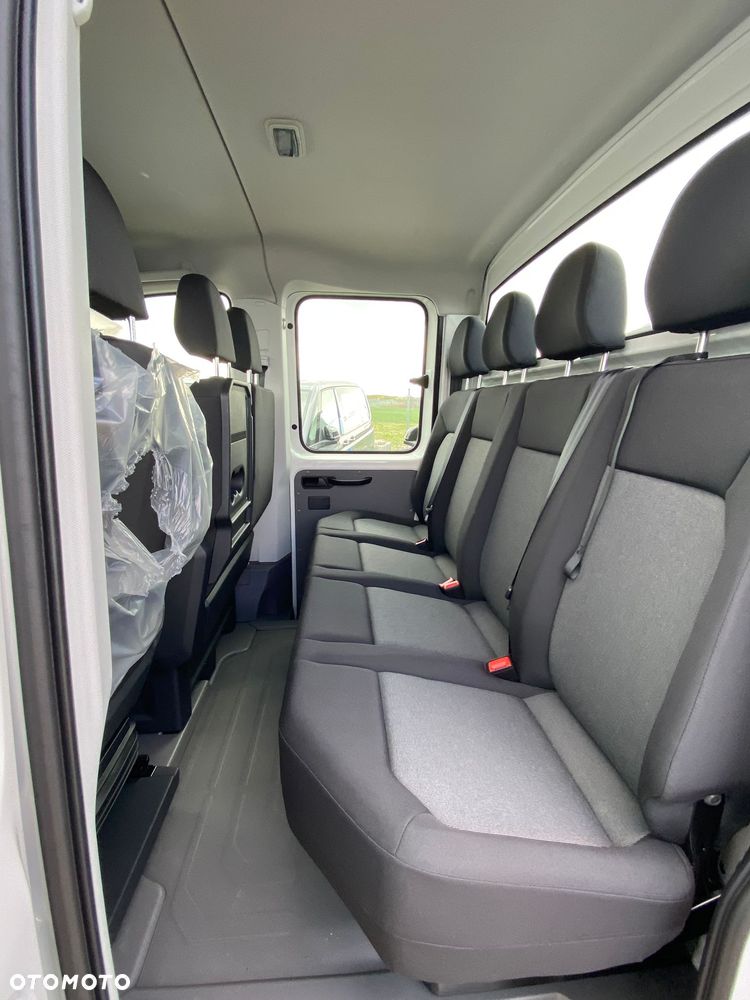Volkswagen CRAFTER DOKA - 12