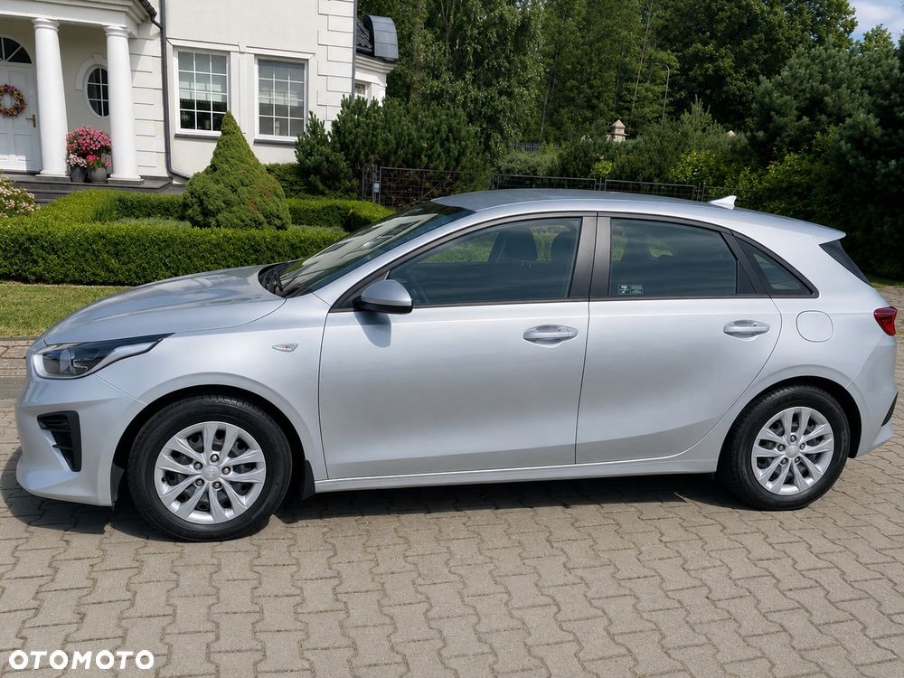 Kia Ceed 1.6 CRDi mHEV M - 1
