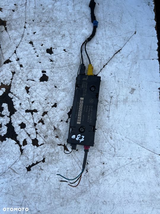 Wzmacniacz sygnału antenowy radiowy Bmw e81 e87 - 1