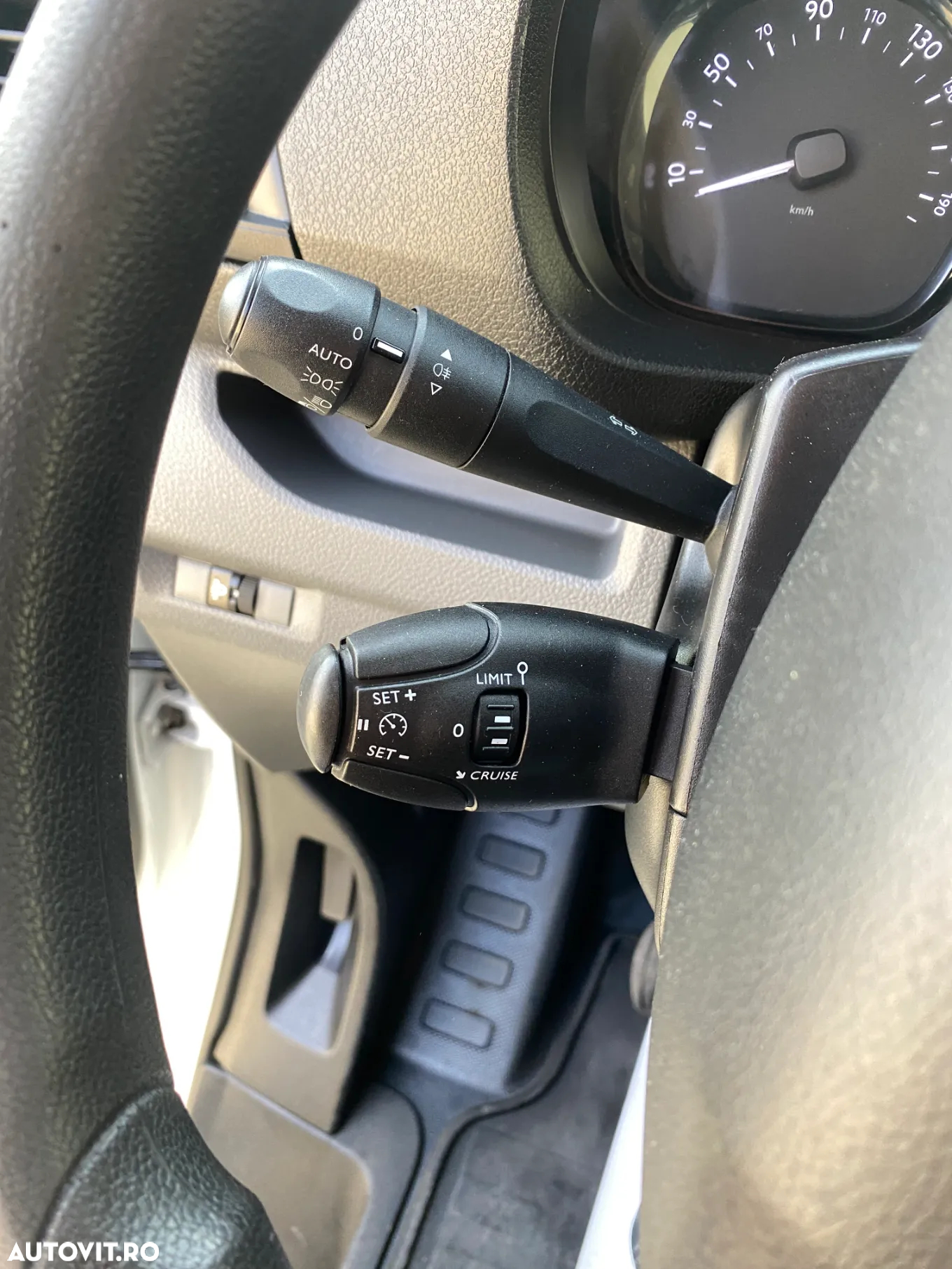 Peugeot Expert  L2H1  2CULISANTE - 36