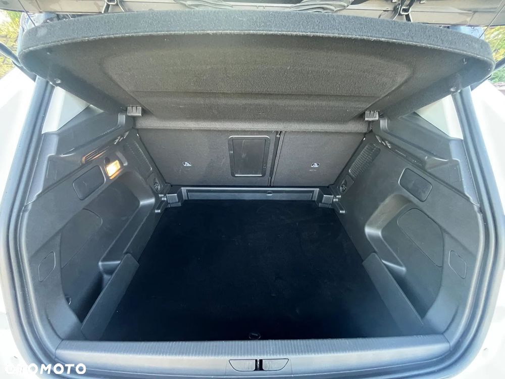 Opel Grandland X - 11