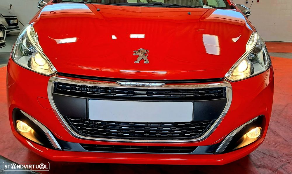 Peugeot 208 1.2 PureTech Allure - 36