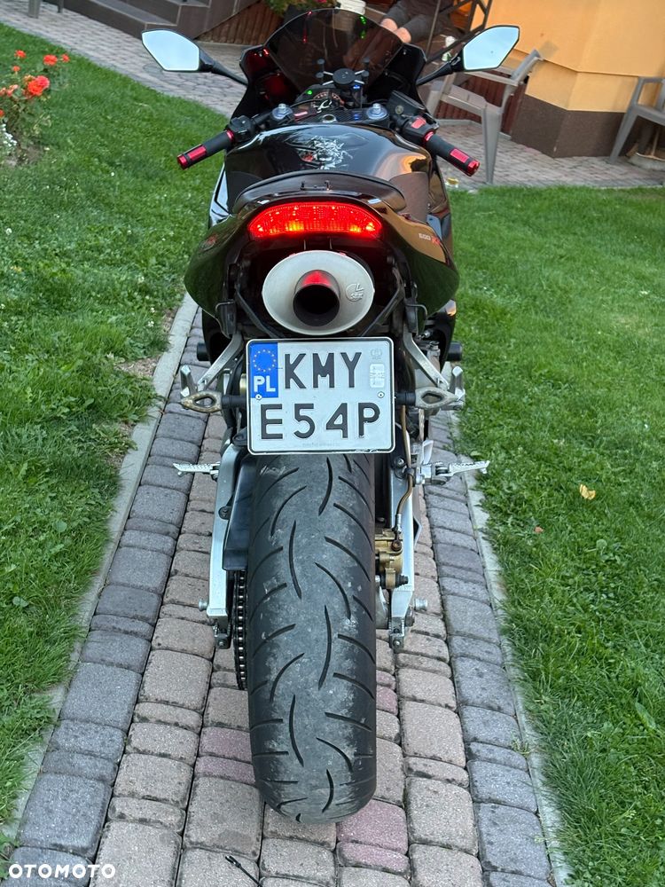 Honda CBR - 11
