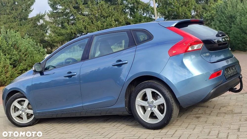 Volvo V40 D2 Momentum - 13