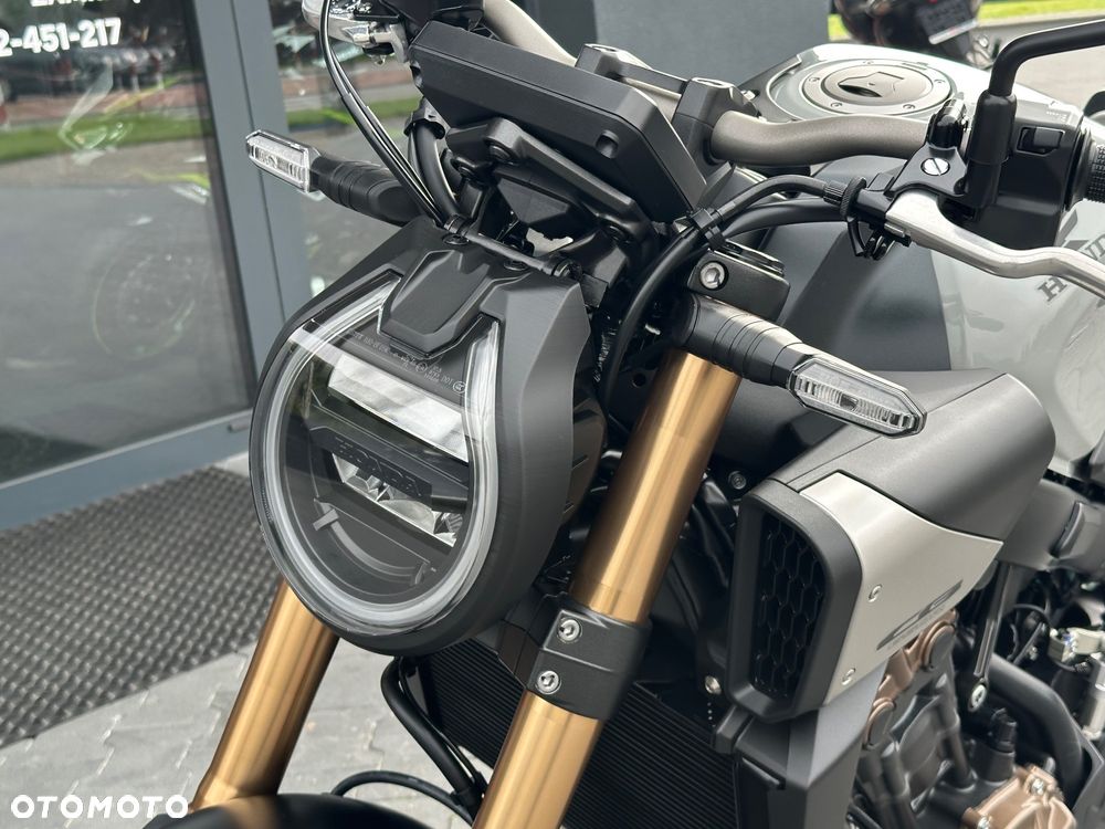 Honda CB - 38
