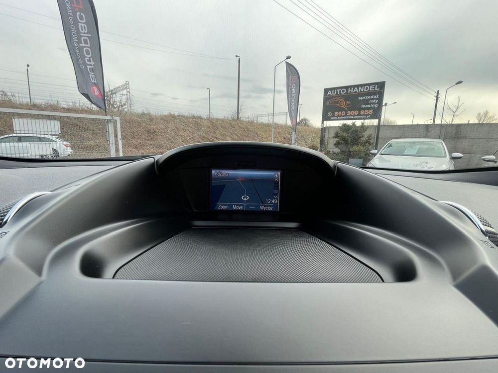 Ford Kuga 1.6 EcoBoost 2x4 Titanium - 25