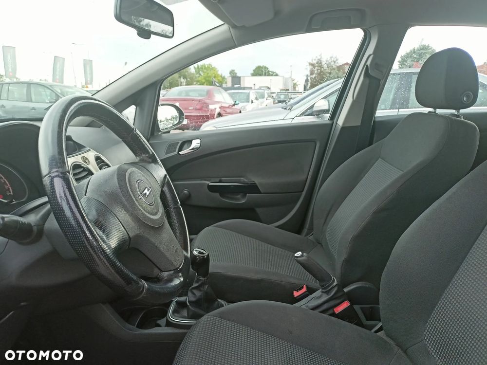 Opel Corsa - 8