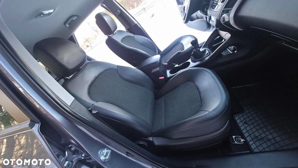 Hyundai ix35 1.7 CRDi Premium 2WD - 29