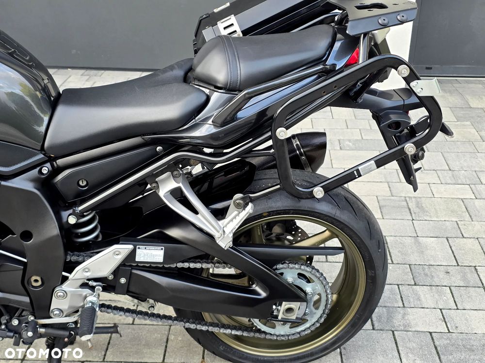 Yamaha FZ - 31