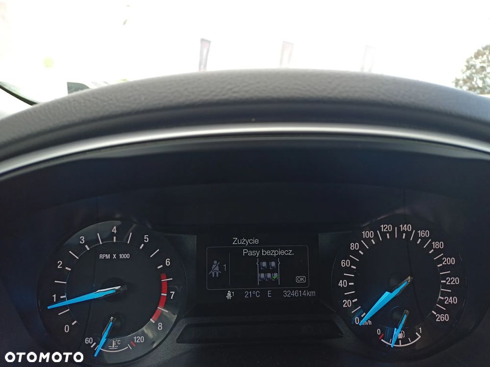 Ford Mondeo - 18