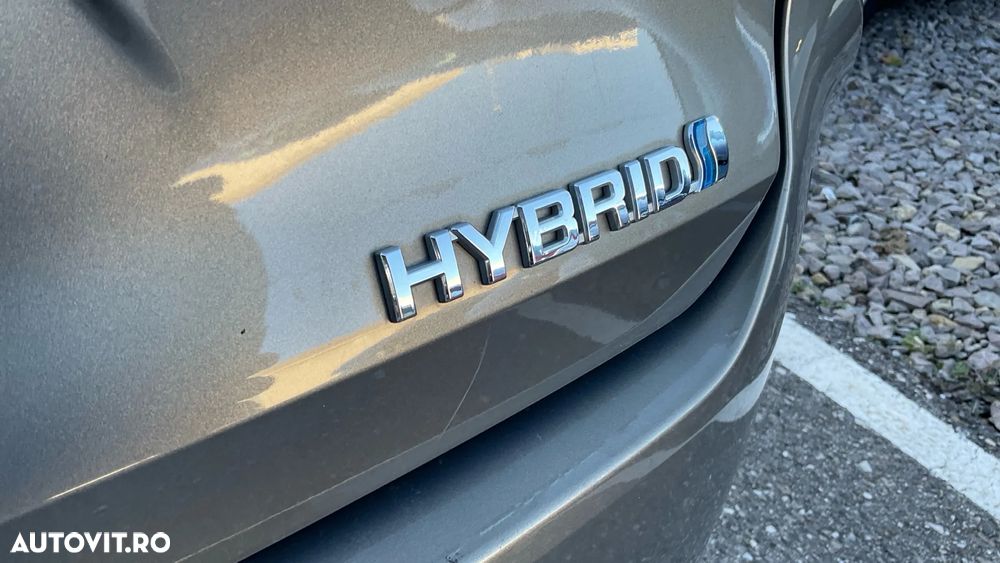 Toyota Corolla 1.8 HSD TS Dynamic - 29