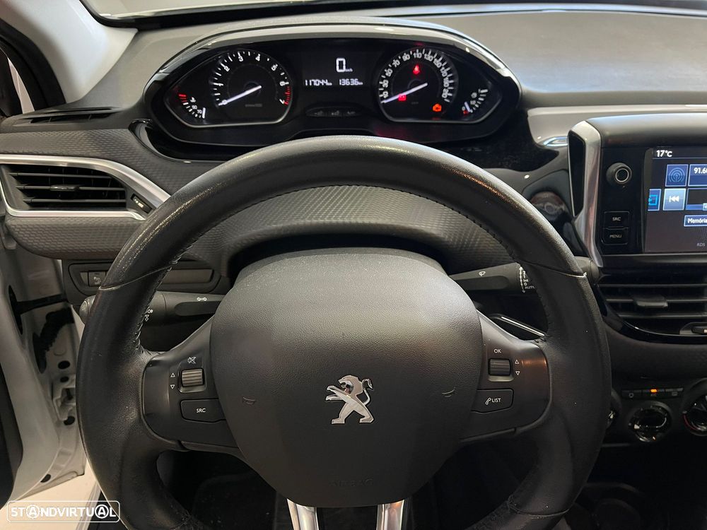 Peugeot 208 1.2 PureTech Style - 4