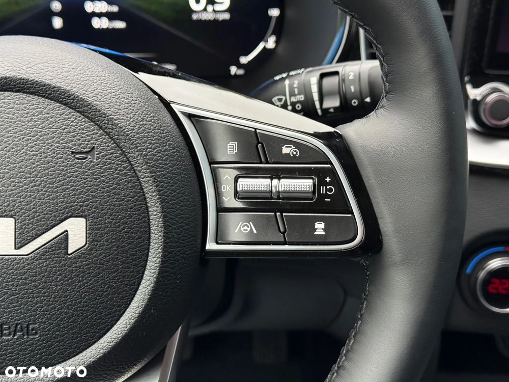 Kia XCeed 1.6 T-GDI Business Line DCT - 24