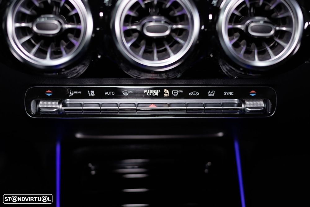 Mercedes-Benz GLA 180 d Business Solutions - 26