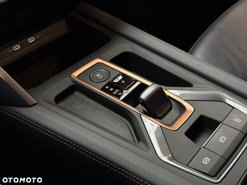 Cupra Formentor 1.5 eTSI mHEV DSG - 36