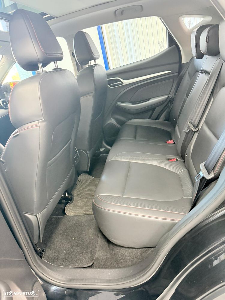 MG ZS EV 72.6 kWh Luxury - 15