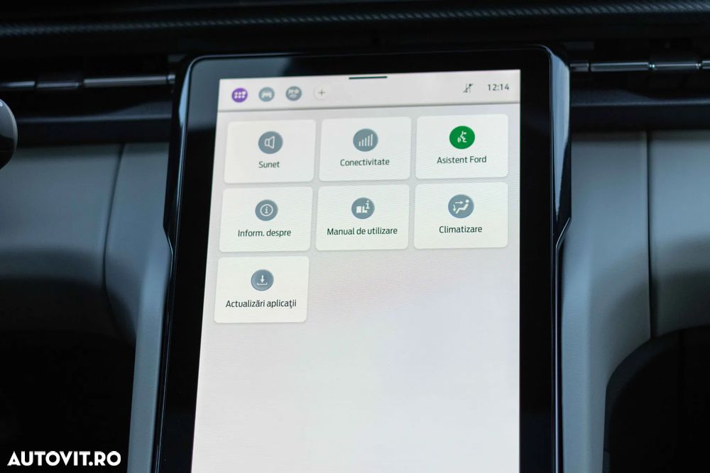 Ford Explorer AWD 79 kWh Extended Range Premium - 31