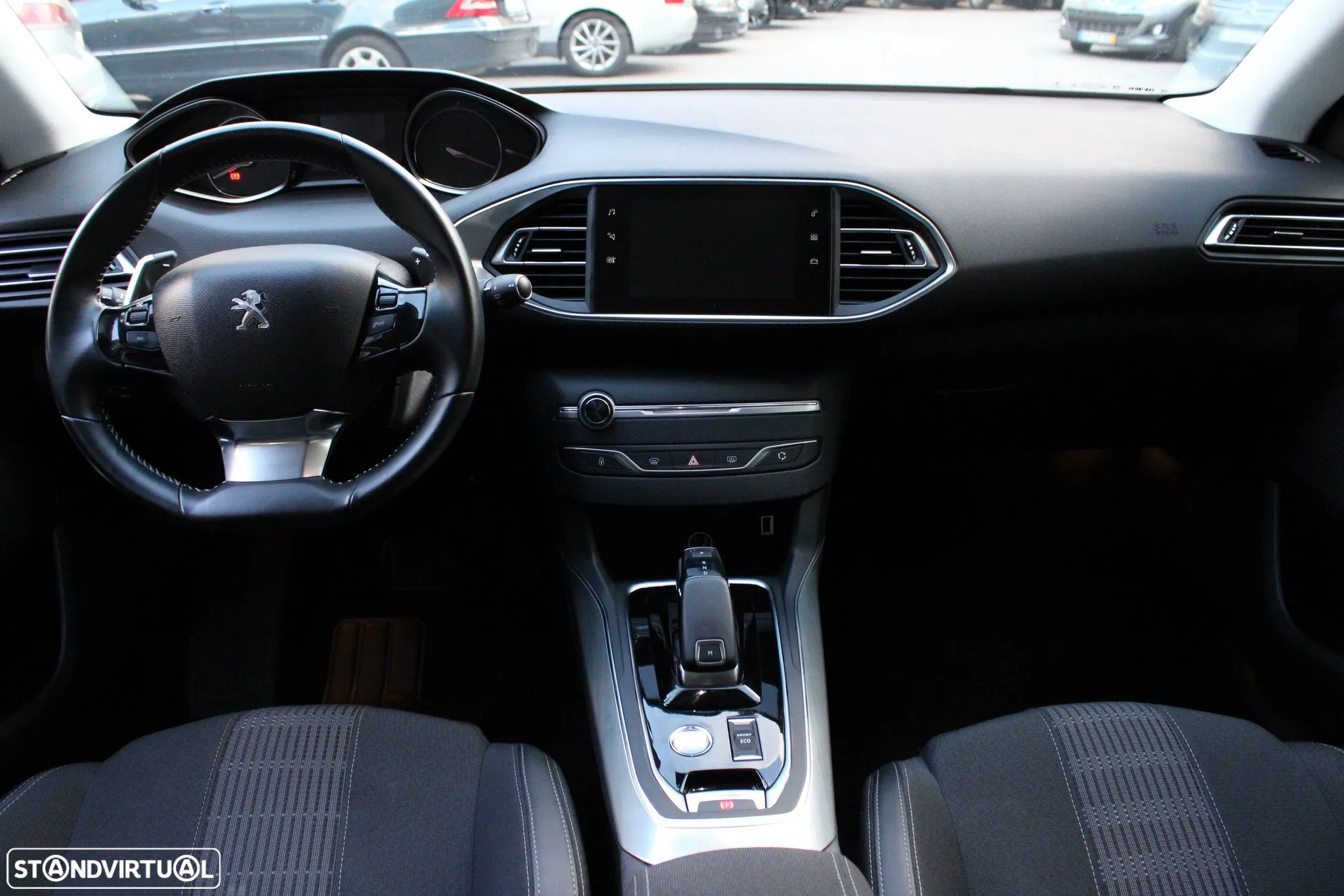 Peugeot 308 1.2 PureTech Allure EAT8 - 10