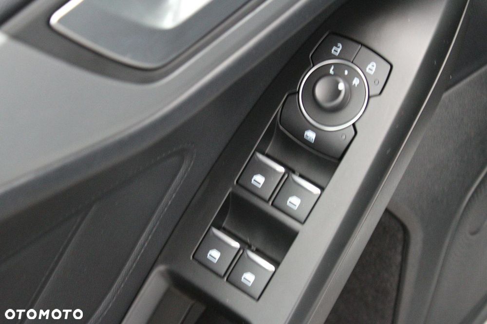 Ford Focus - 17
