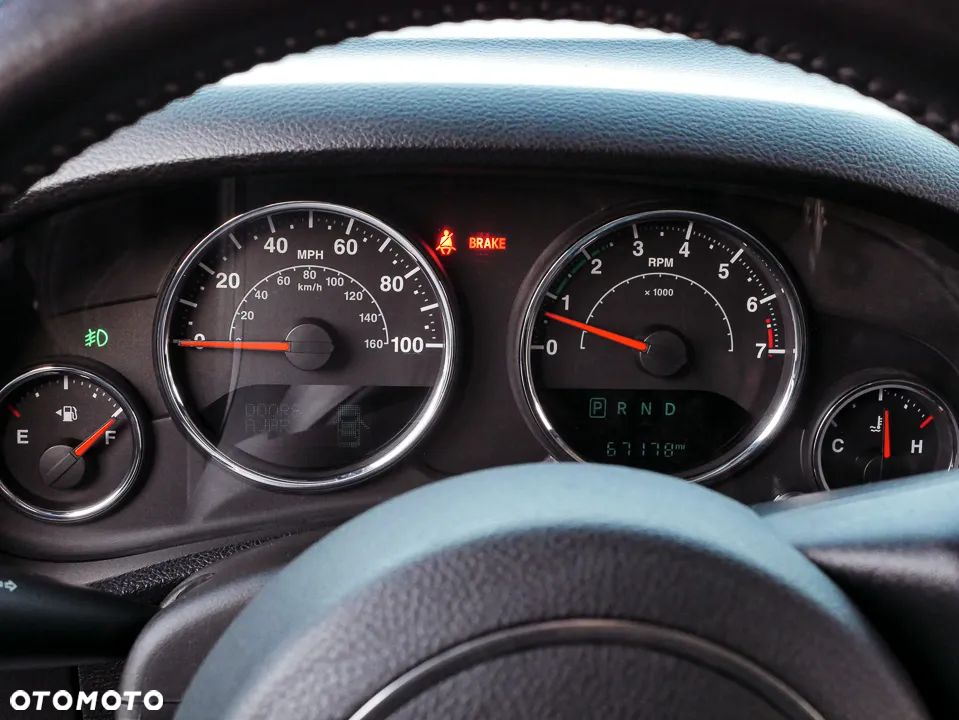 Jeep Wrangler - 28