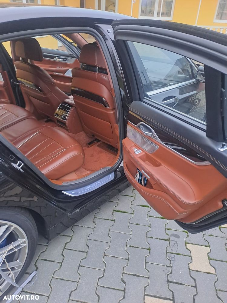 BMW Seria 7 750Ld xDrive - 11