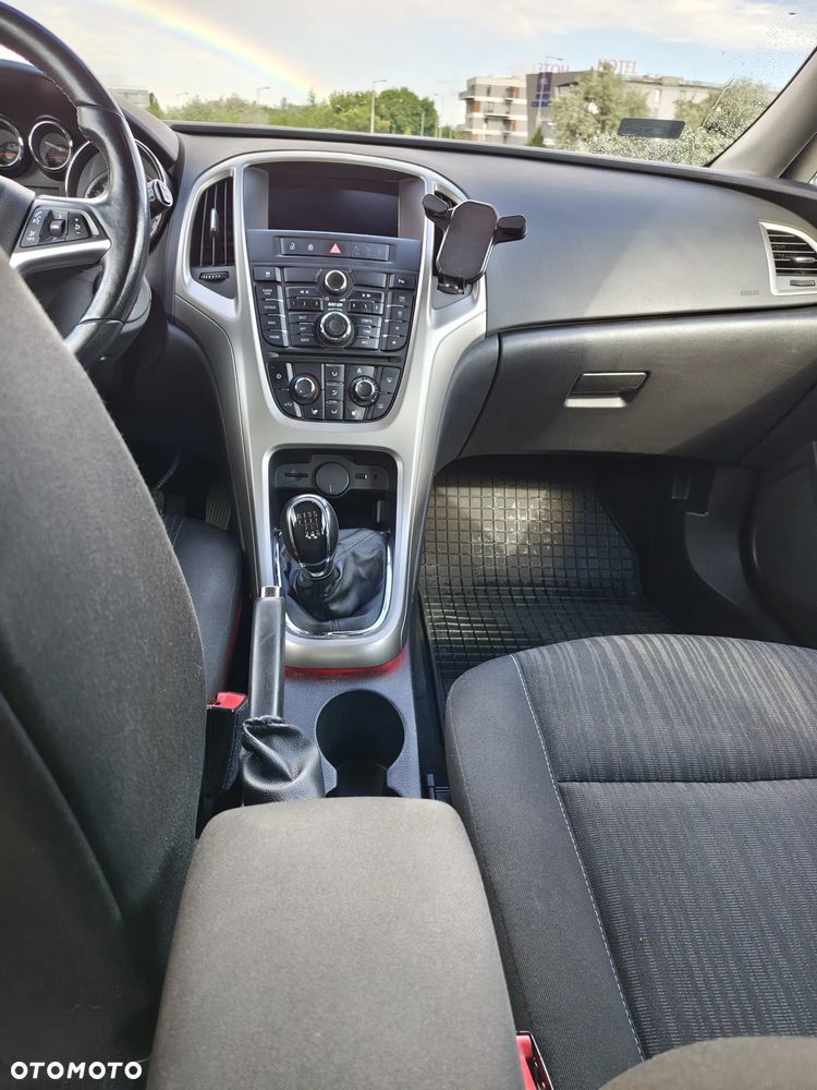 Opel Astra 1.4 Turbo Cosmo - 14