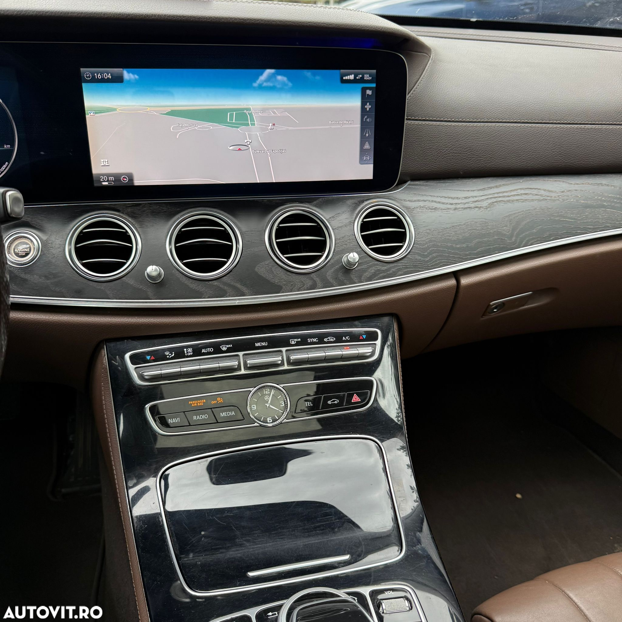 Mercedes-Benz E 220 d Aut. - 13