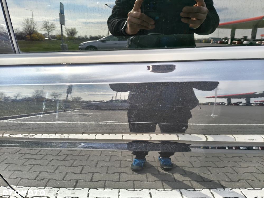 Volkswagen Touran 1.6 TDI SCR (BlueMotion Technology) DSG Comfortline - 11