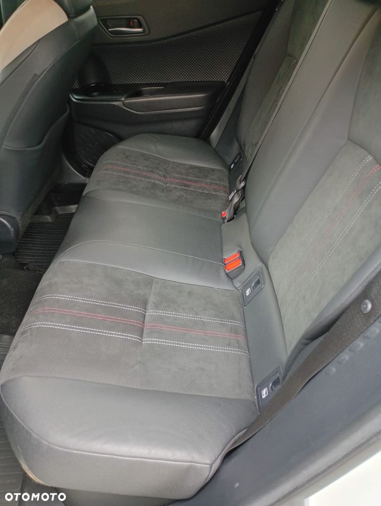 Toyota C-HR 2.0 Hybrid GR Sport - 12