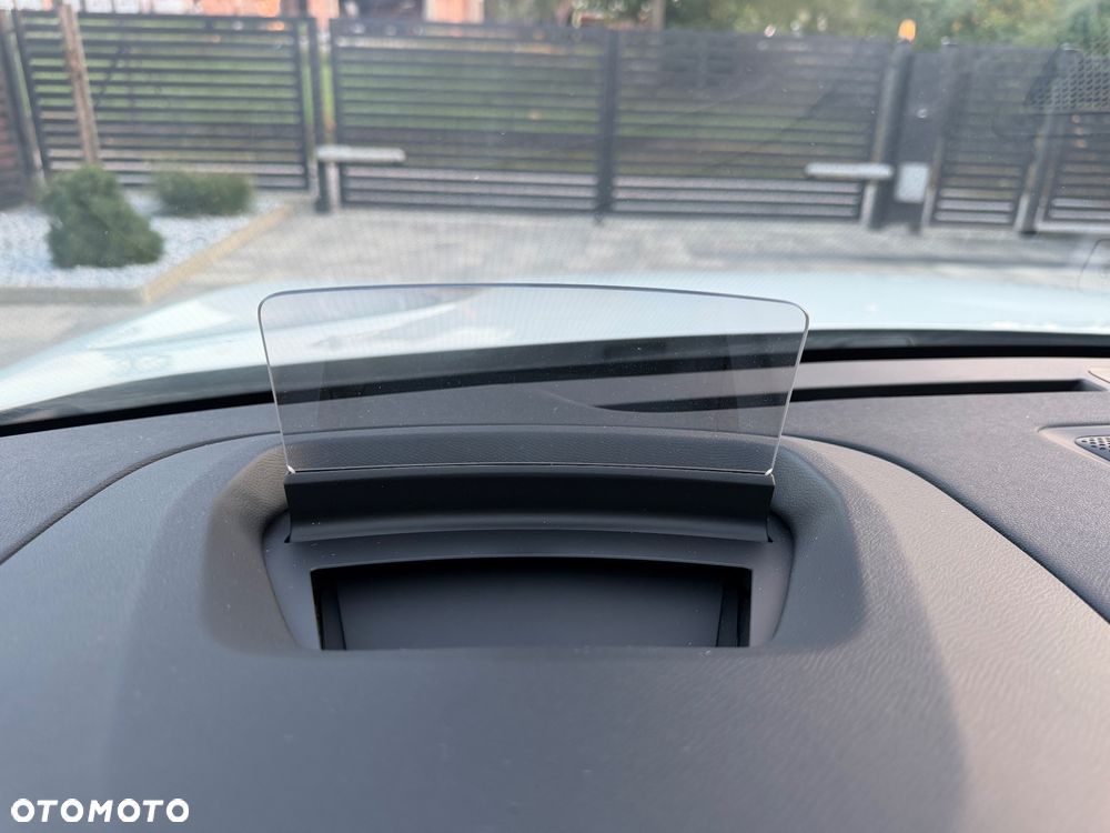 Citroën C4 1.2 PureTech Max S&S EAT8 - 29