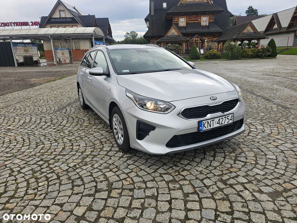 Kia Ceed 1.4 L Business Line Plus - 2