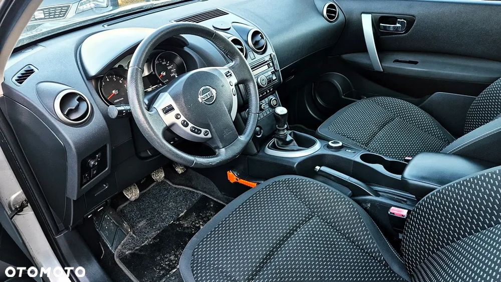 Nissan Qashqai 2.0 4x4 Tekna Premium - 30